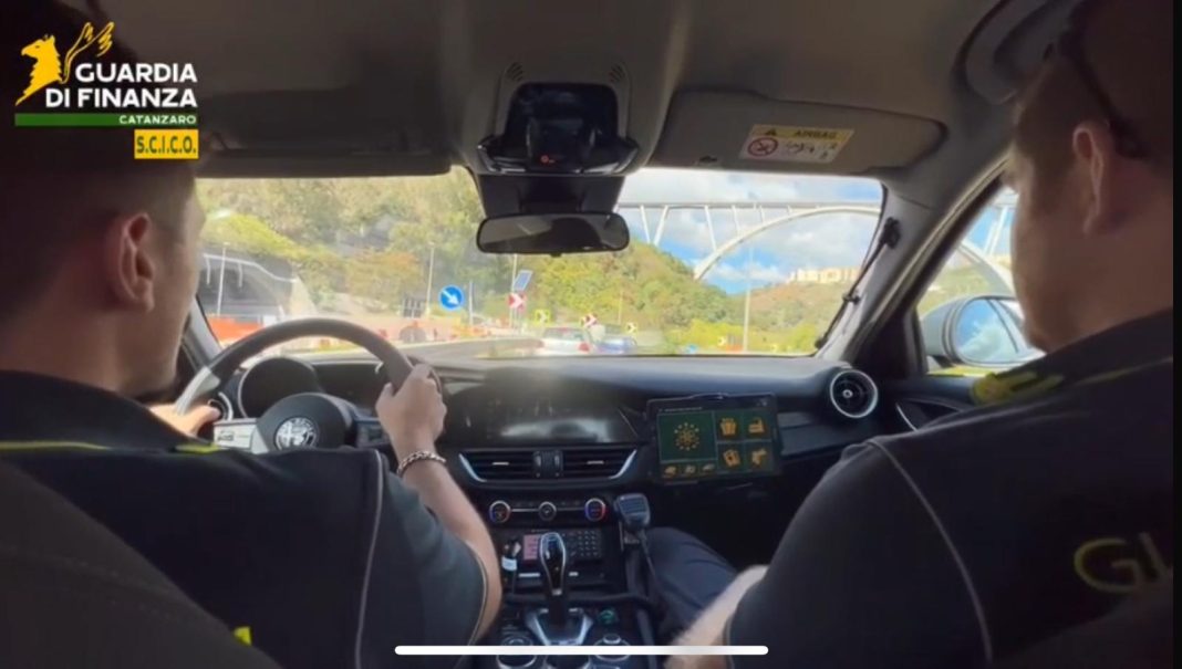 blitz-finanza-catanzaro