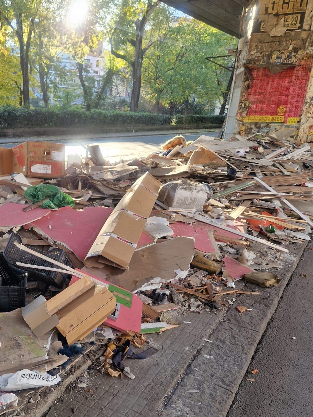 Rifiuti Sopraelevata12 edited